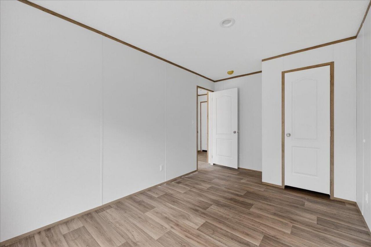 240 Johnson Lane Photo 16