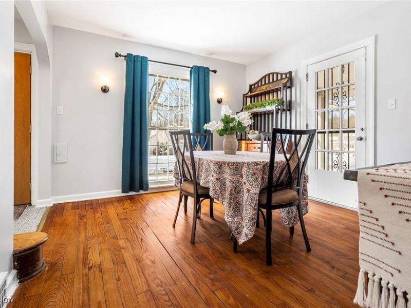 687 Crestview Avenue, Akron, OH 44320 Photo 12