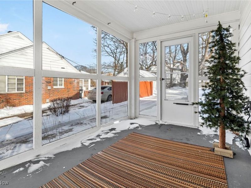 687 Crestview Avenue, Akron, OH 44320 Photo 17