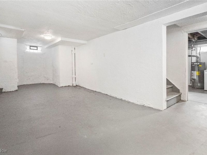 687 Crestview Avenue, Akron, OH 44320 Photo 25