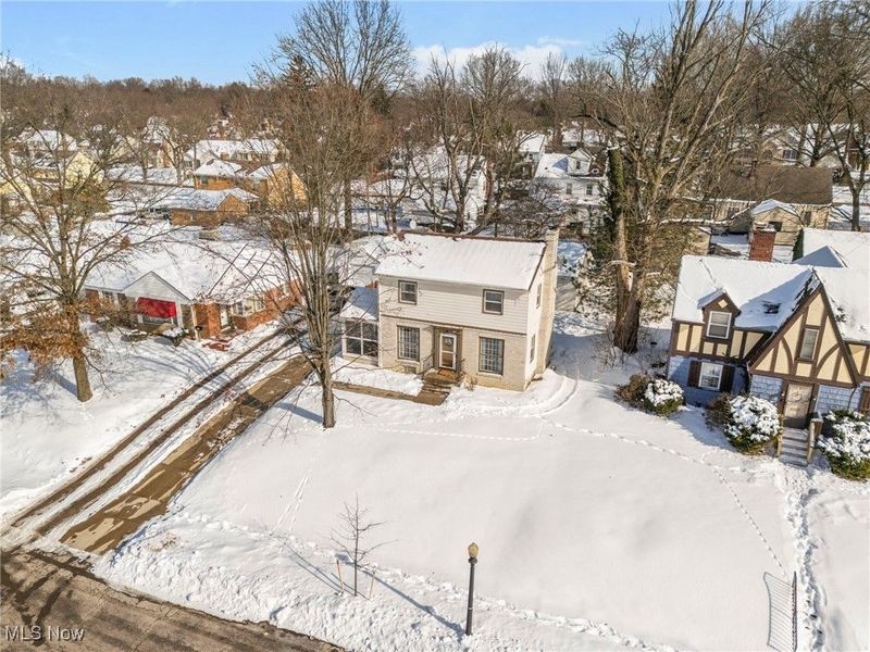 687 Crestview Avenue, Akron, OH 44320 Photo 5