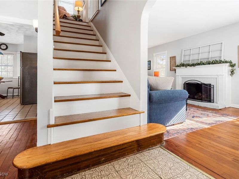 687 Crestview Avenue, Akron, OH 44320 Photo 6