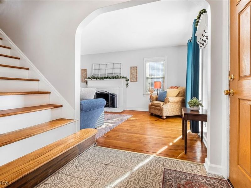 687 Crestview Avenue, Akron, OH 44320 Photo 7