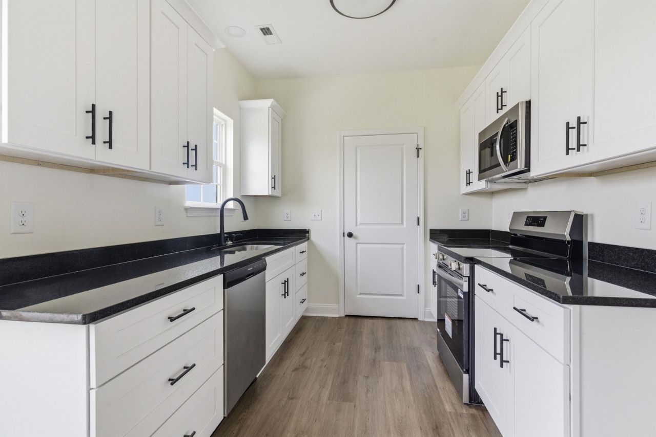 1503 Harrelson Rd. Photo 10