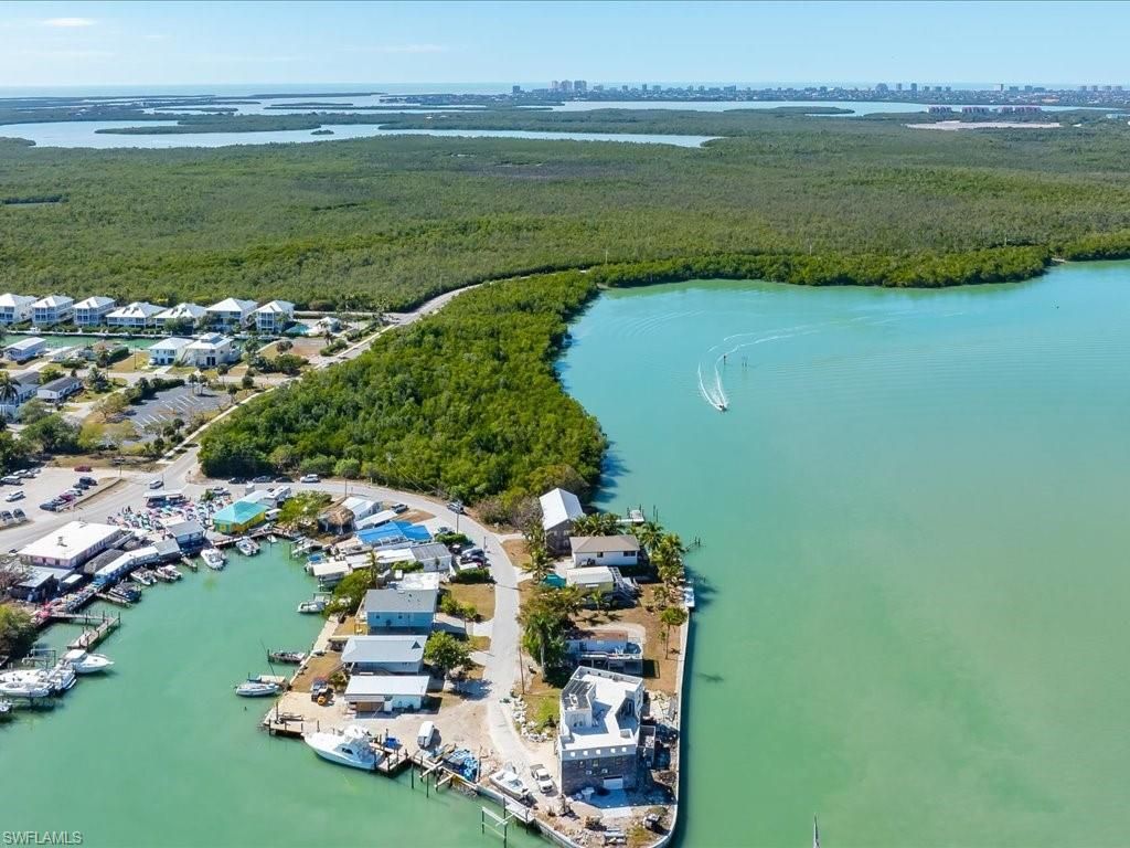 232 Harbor Pl N, Goodland, FL 34140 Photo