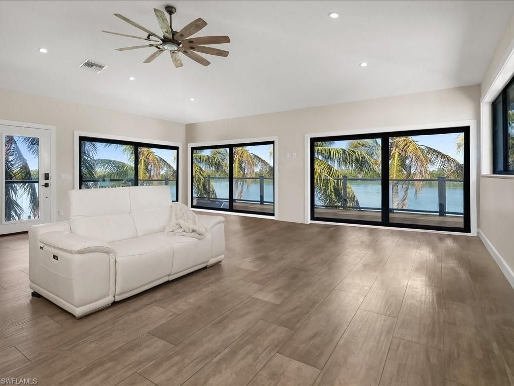 232 Harbor Pl N, Goodland, FL 34140 Photo