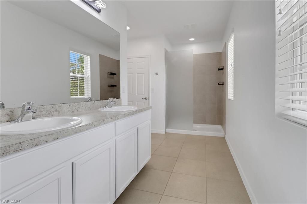 26974 Wildwood Pine Lane, Bonita Springs, FL 34135 Photo