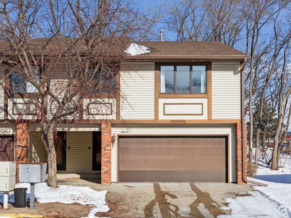 2406 County Road D W, Unit 4, Roseville, MN 55112