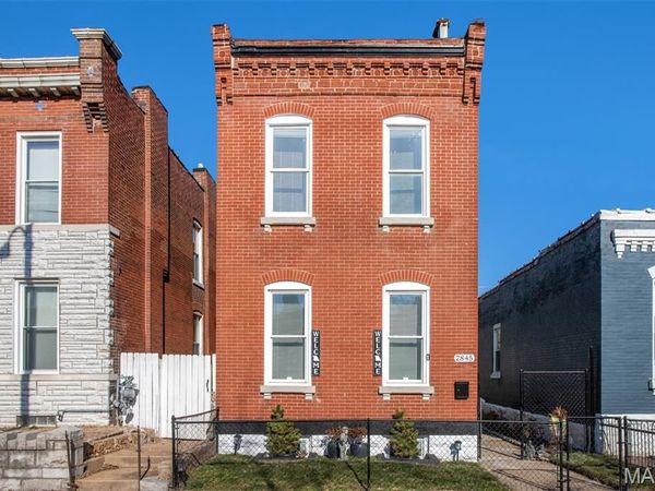 2845 Chippewa Street, St Louis, MO 63118