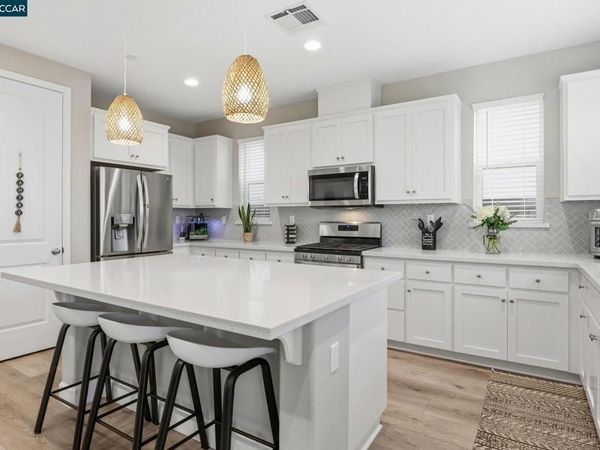 5227 5227 Waterleaf Ln, Fairfield, CA 94534