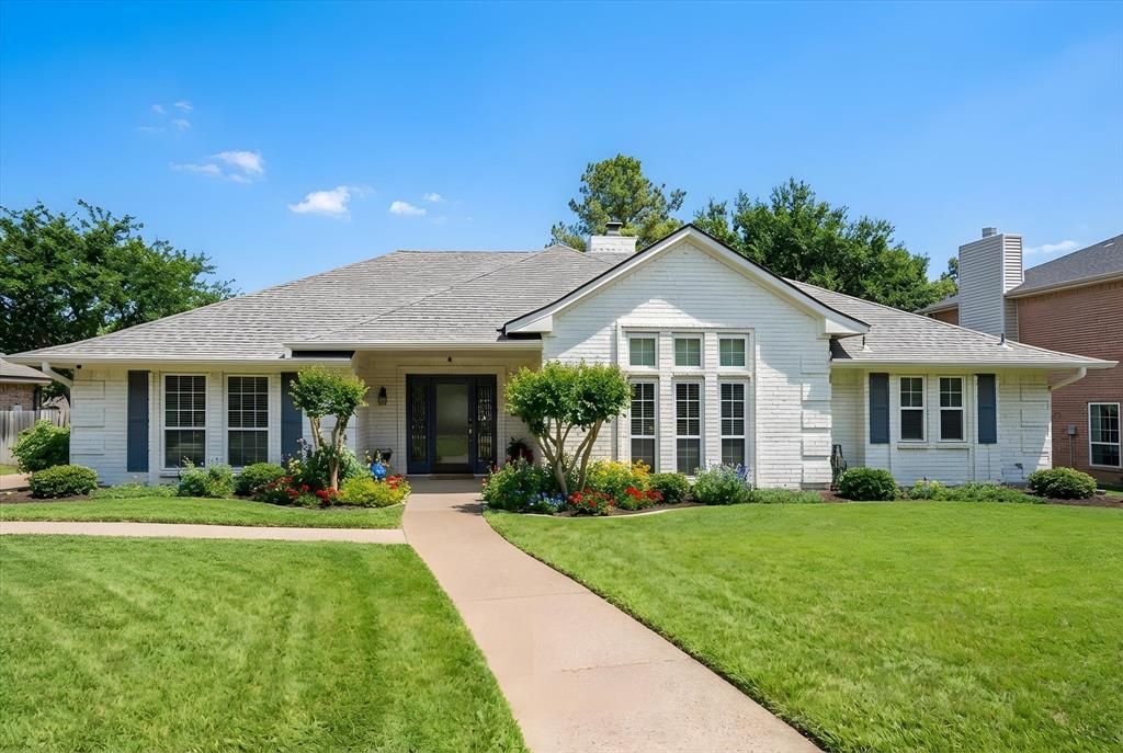 3220 David Drive, Hurst, TX 76054 Main Photo