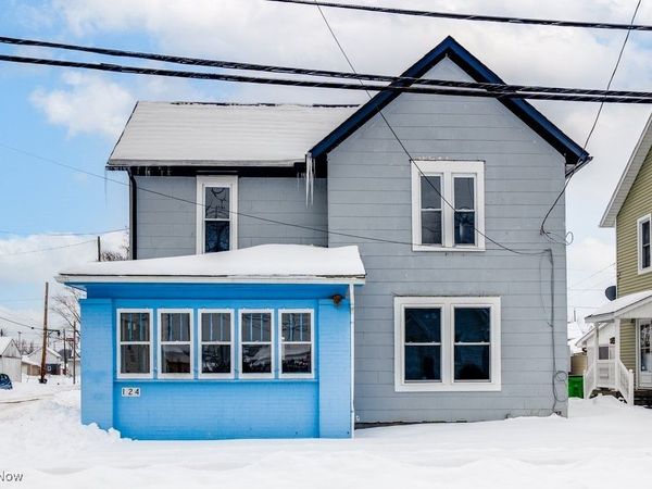 124 3rd Street SW, Strasburg, OH 44680