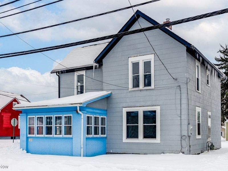 124 3rd Street SW, Strasburg, OH 44680 Photo 2