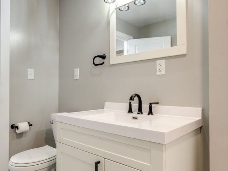 124 3rd Street SW, Strasburg, OH 44680 Photo 32