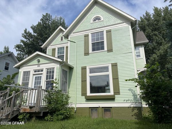 428 ASH Street S, Crookston, MN 56716