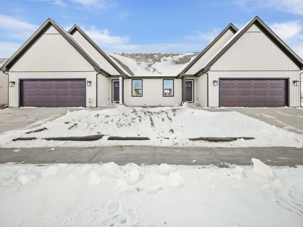 357 Lilac Lane, Unit 69, Stoughton, WI 53589