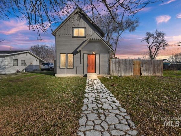 213 E Freeport Street, Caldwell, ID 83605