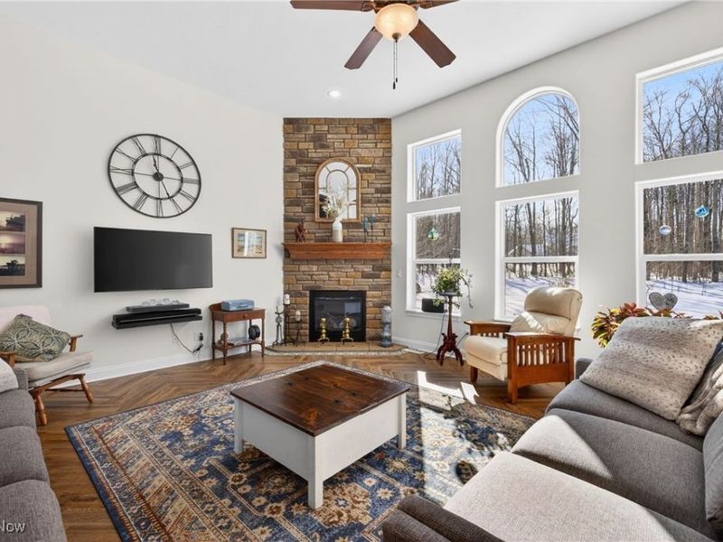 104 Bentwood Drive, Chardon, OH 44024 Photo 17