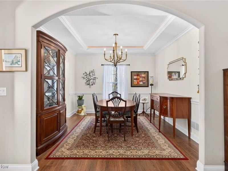 104 Bentwood Drive, Chardon, OH 44024 Photo 9