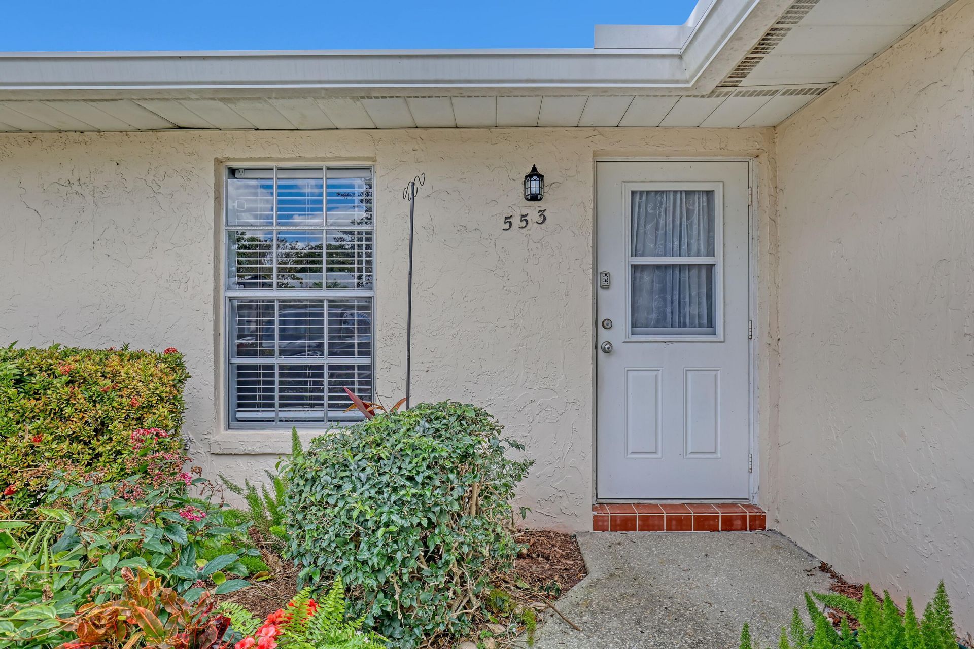 553 Covered Bridge Boulevard, Lake Worth, FL 33467 Main Photo
