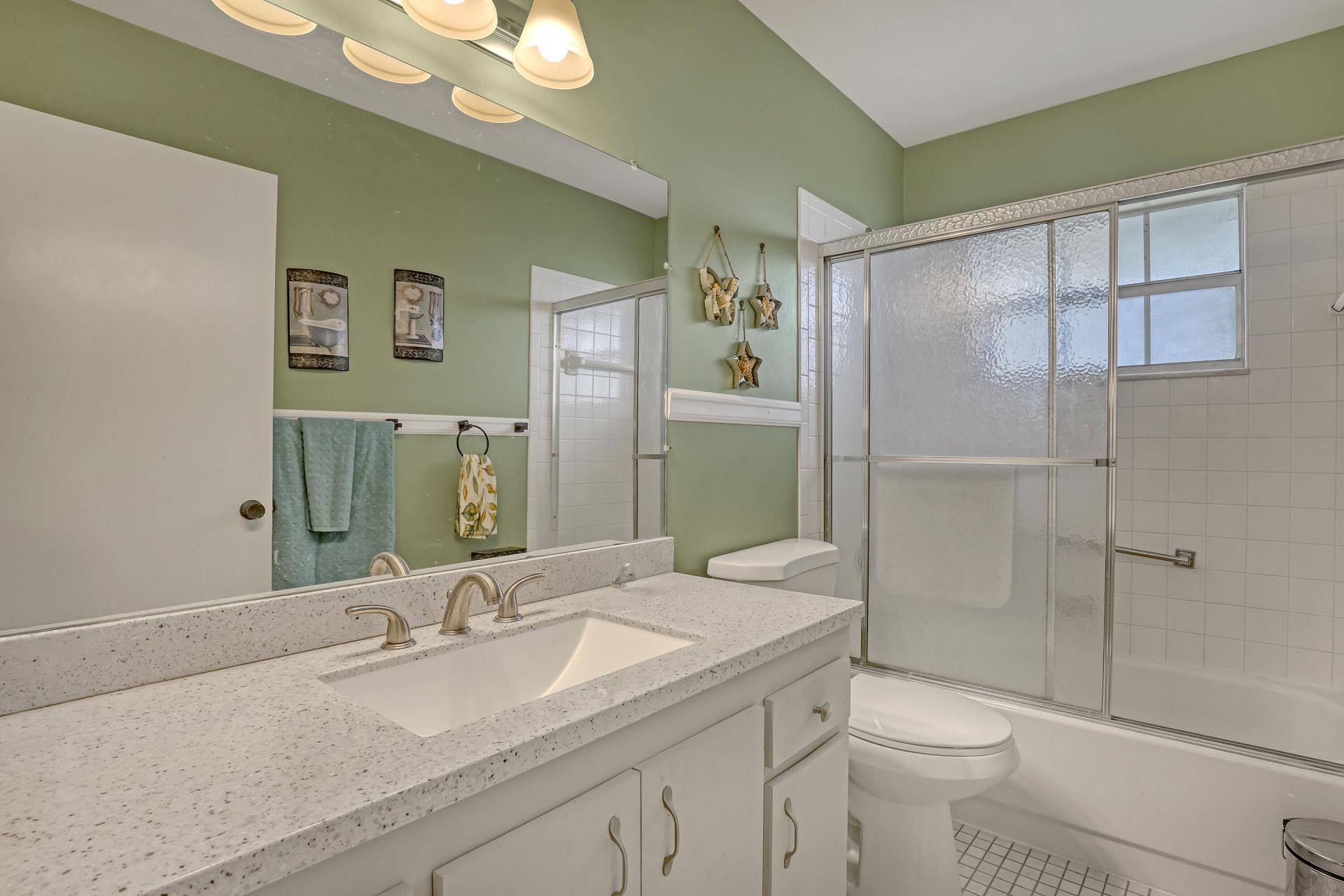 553 Covered Bridge Boulevard, Lake Worth, FL 33467 Photo