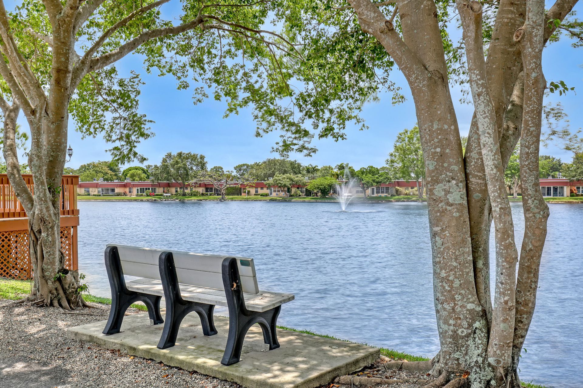 553 Covered Bridge Boulevard, Lake Worth, FL 33467 Photo