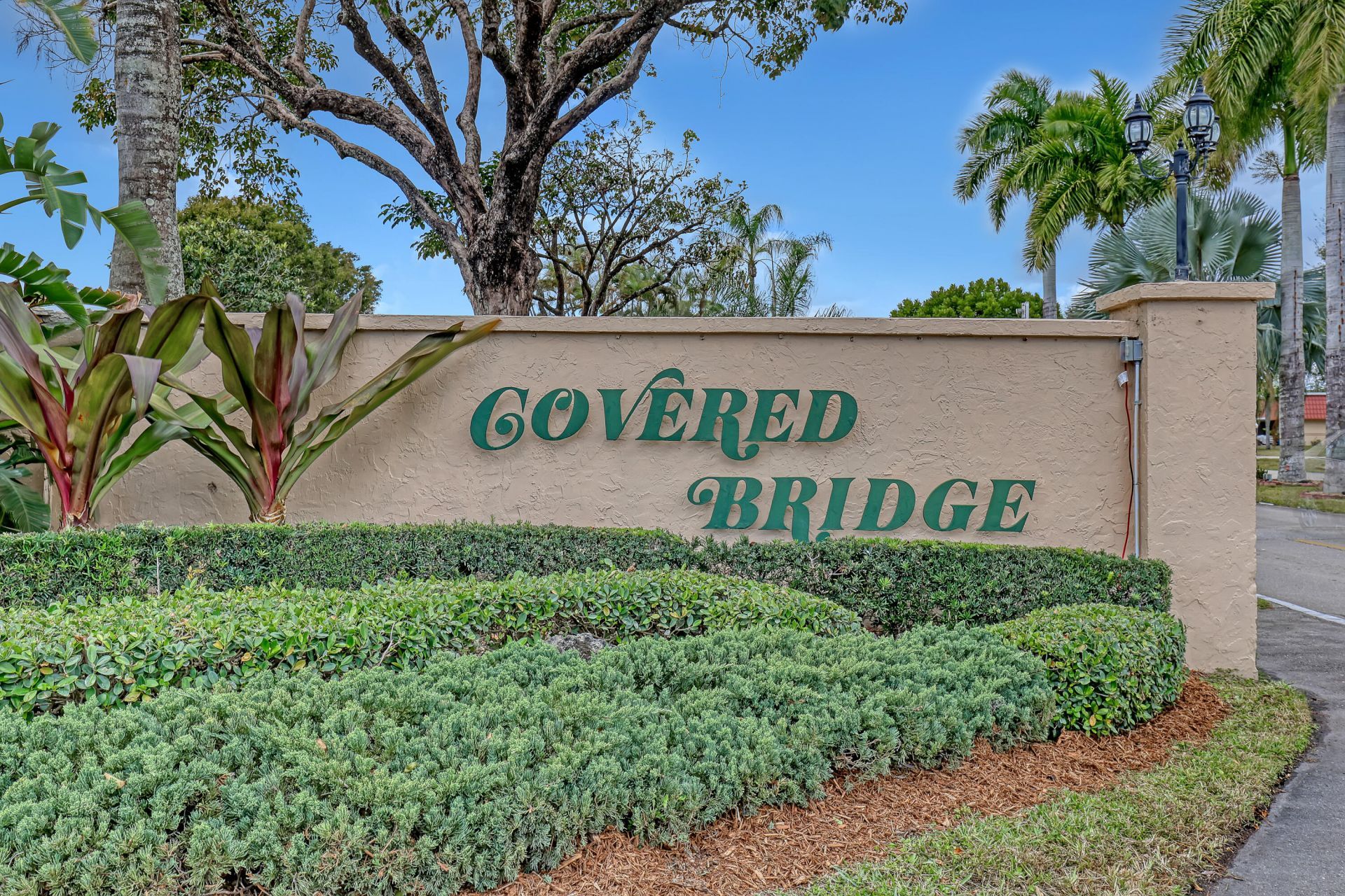 553 Covered Bridge Boulevard, Lake Worth, FL 33467 Photo