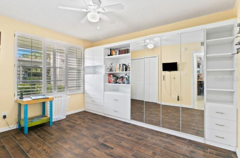 605 Sutton Place, Unit 102, Longboat Key, FL 34228 Photo