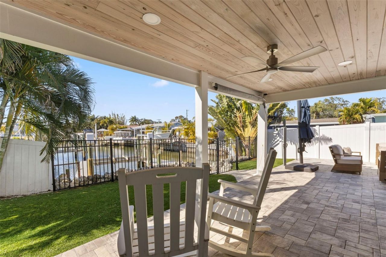 312 Westwinds Drive, Palm Harbor, FL 34683 Photo