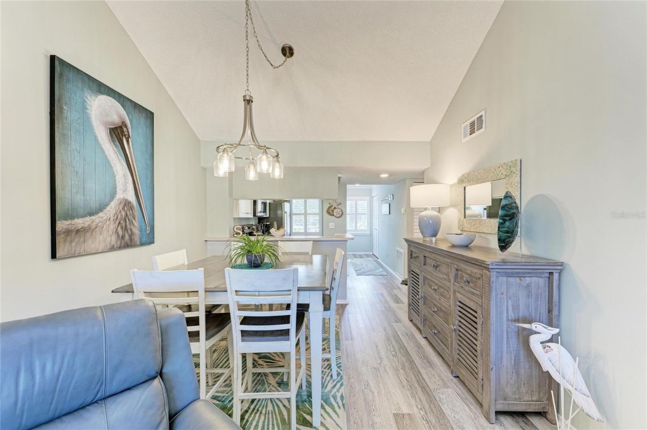 431 Cerromar Lane, Unit 446, Venice, FL 34293 Photo