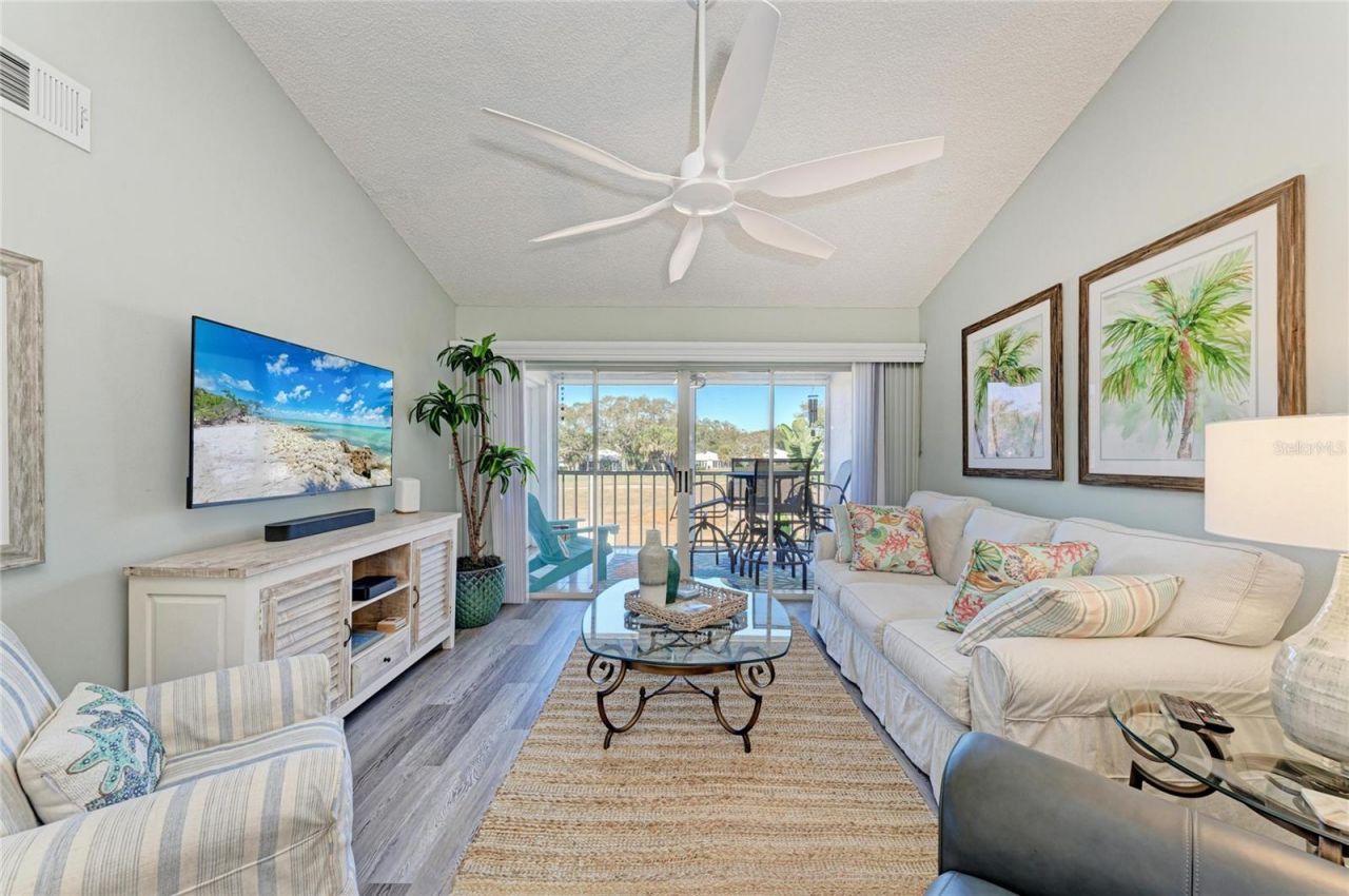 431 Cerromar Lane, Unit 446, Venice, FL 34293 Photo