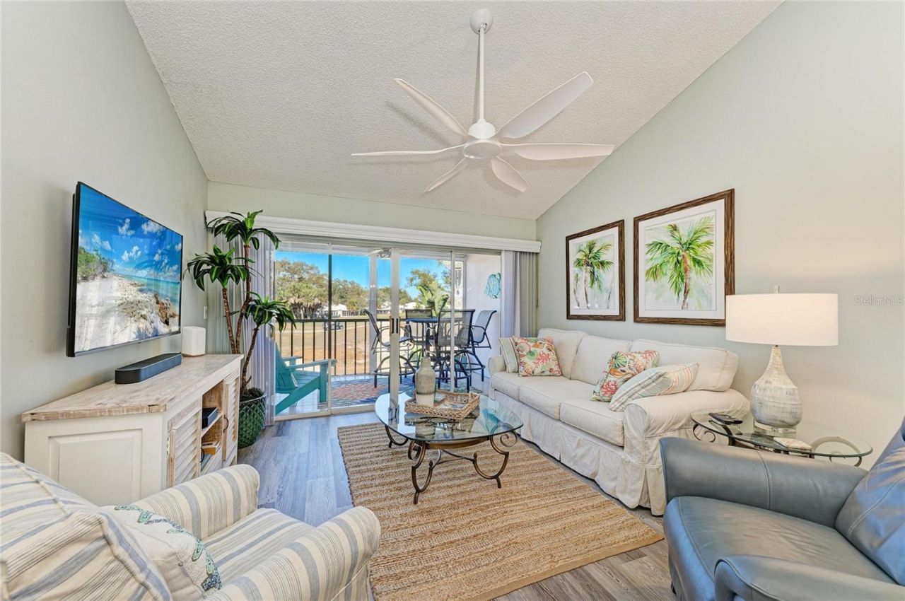 431 Cerromar Lane, Unit 446, Venice, FL 34293 Photo