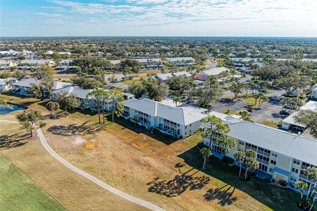 431 Cerromar Lane, Unit 446, Venice, FL 34293 Photo