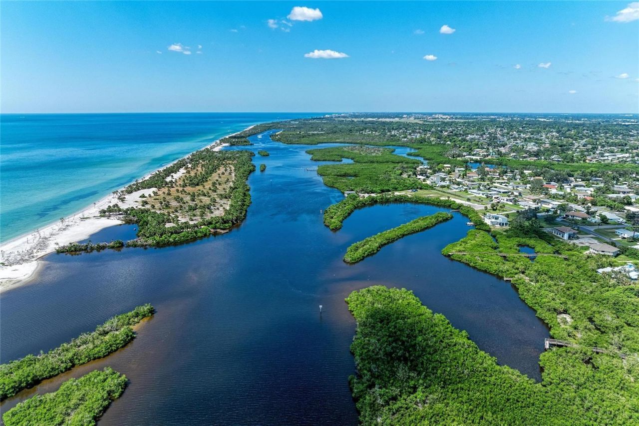 431 Cerromar Lane, Unit 446, Venice, FL 34293 Photo