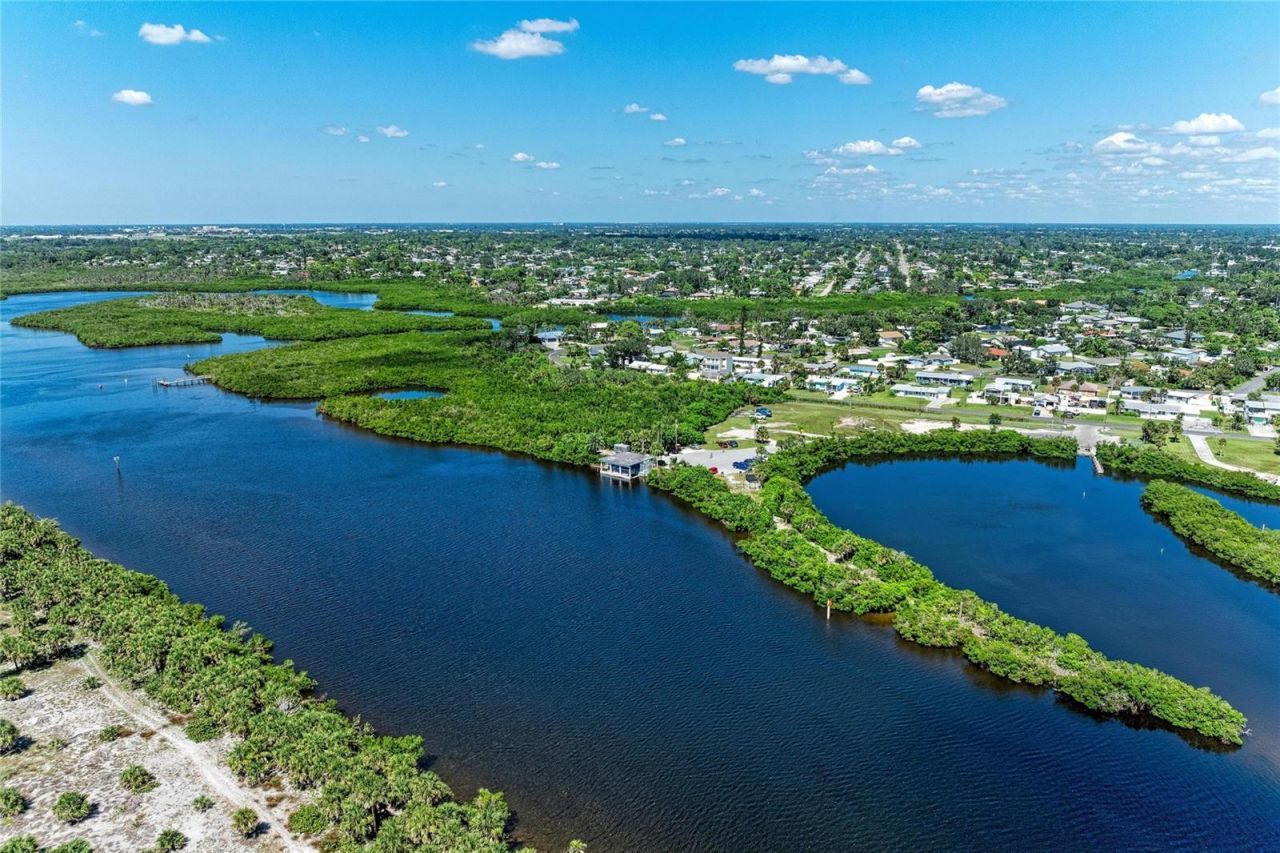 431 Cerromar Lane, Unit 446, Venice, FL 34293 Photo