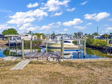 700 HOLLYHILL COURT, PUNTA GORDA, FL 33950