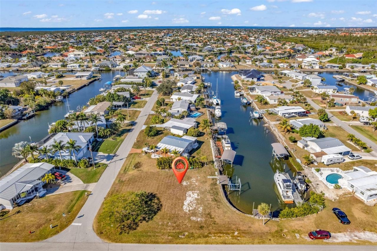 700 Hollyhill Court, Punta Gorda, FL 33950 Photo