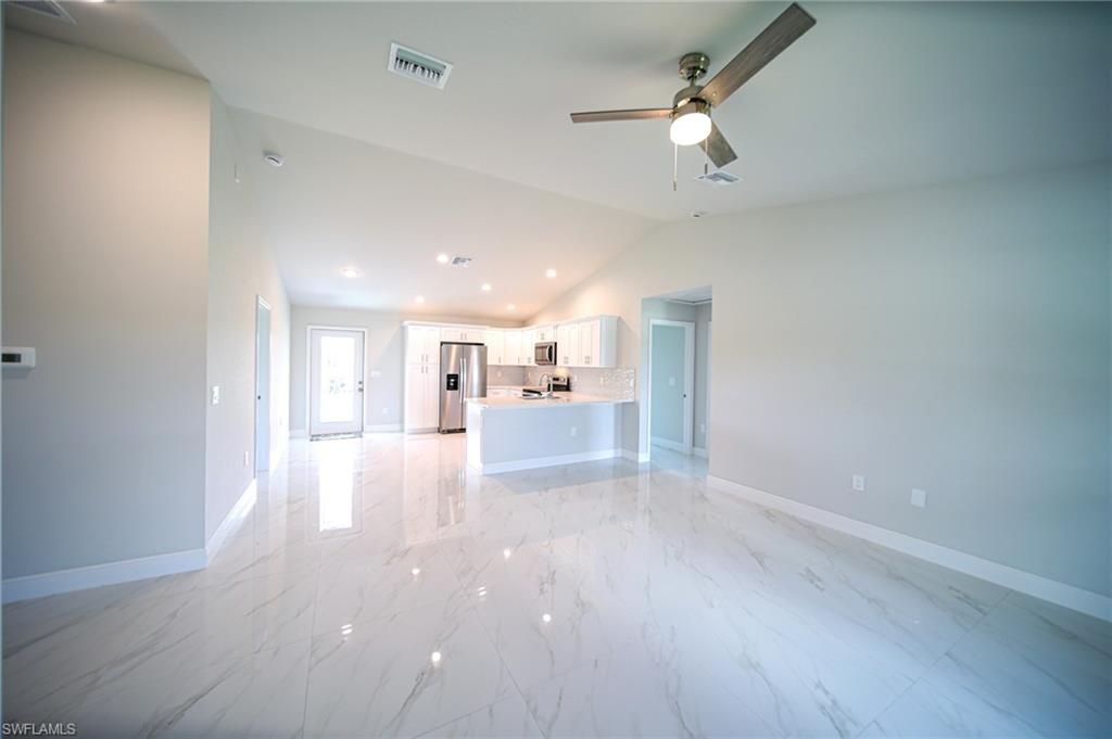 2003 Welby Ln, Lehigh Acres, FL 33972 Photo