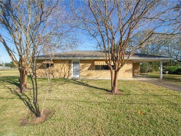 330 S CHURCH Street, Garyville, LA 70051