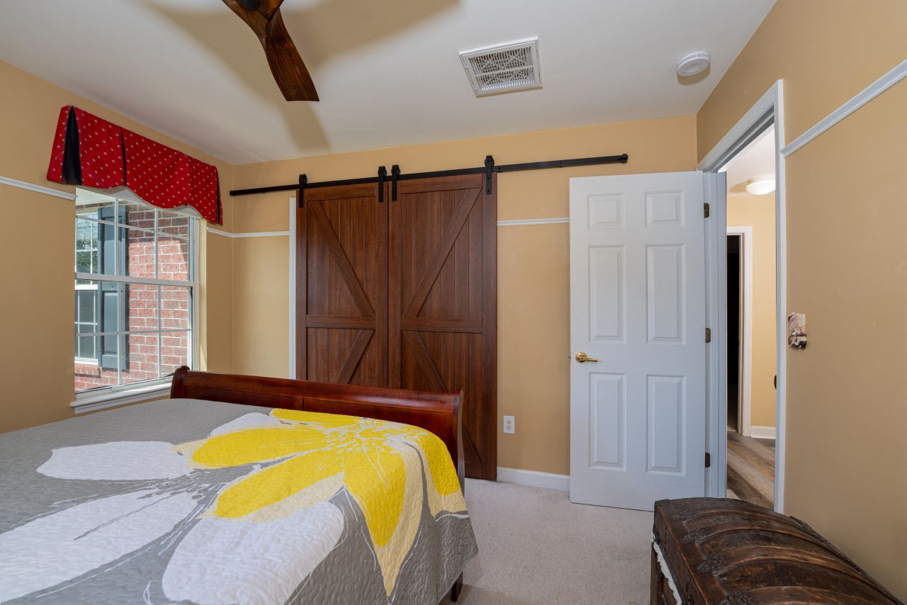 100 Temuco Lane Photo 31