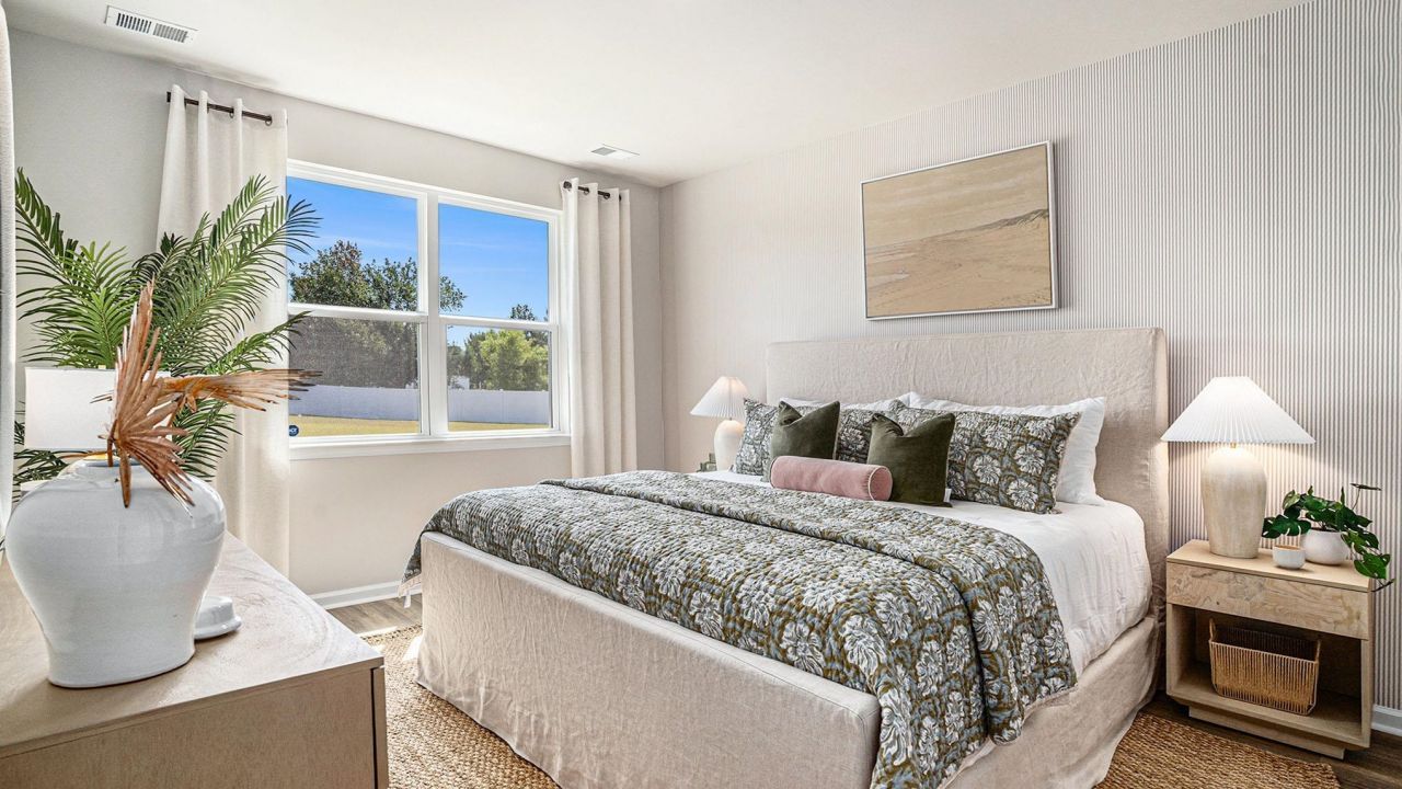 2835 Riverboat Way Photo 14