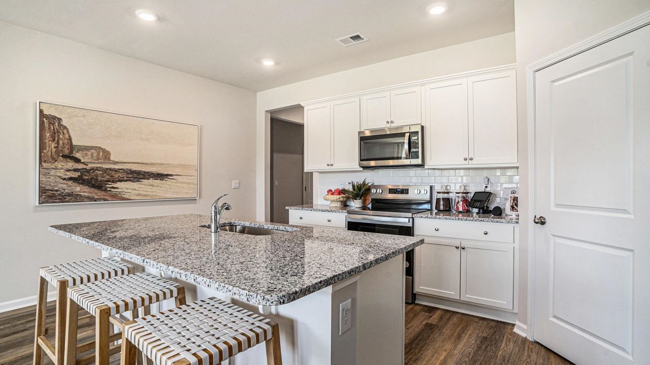 2835 Riverboat Way Photo 9