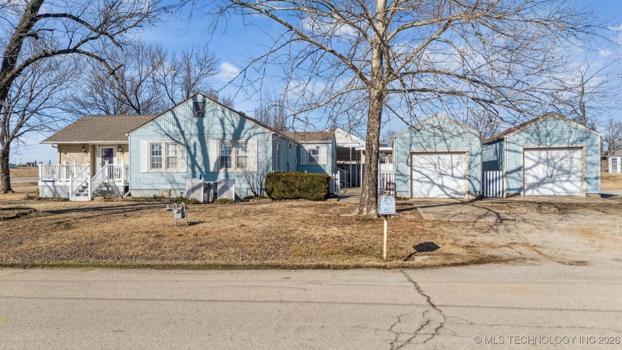 2902 N Little Avenue, Cushing, OK 74023 Main Photo