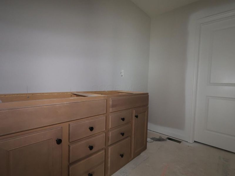 183 Mahogany Drive , Lewis Center, OH 43035 Photo 13