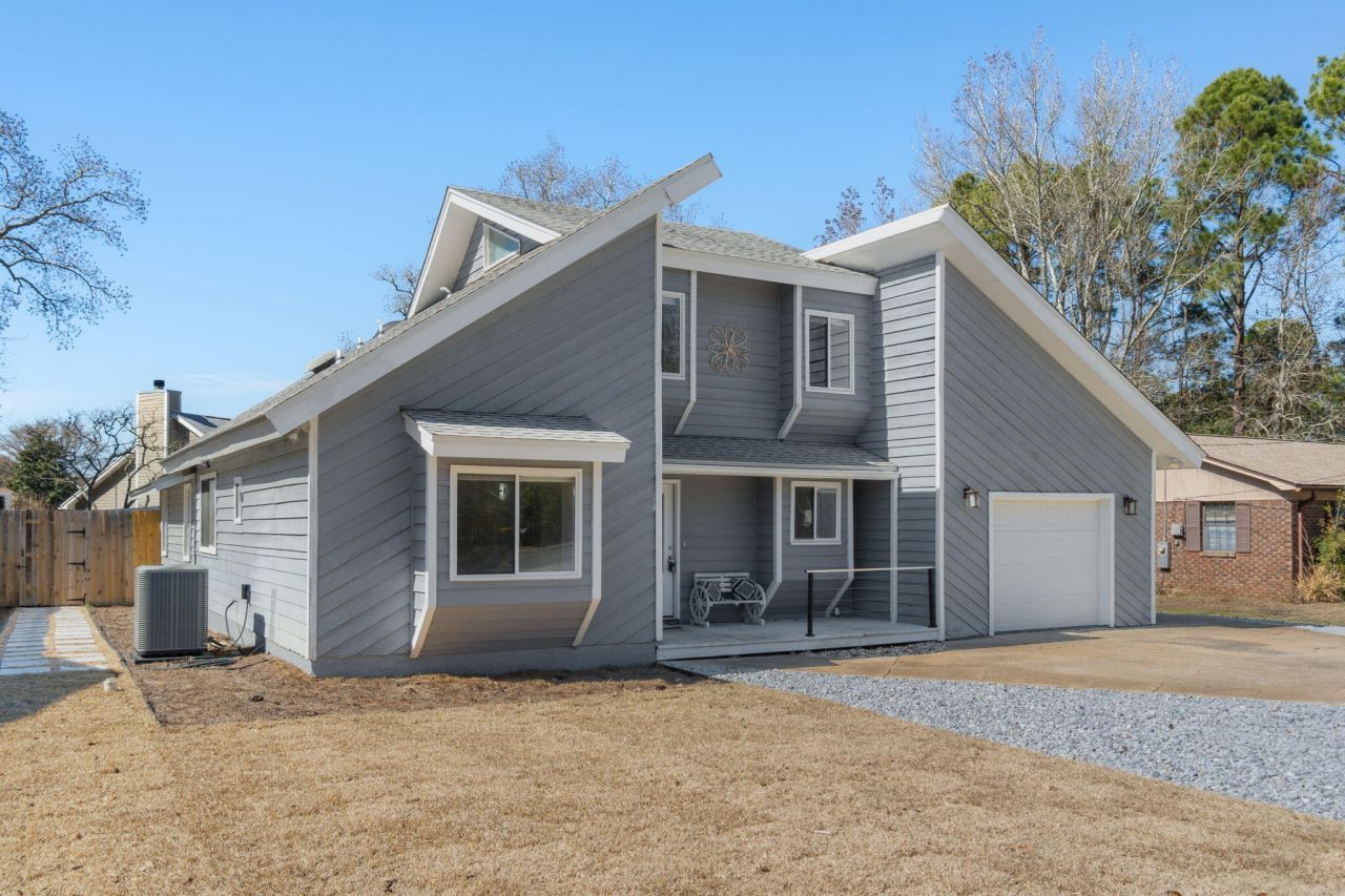 41 Solar Street, Mary Esther, FL 32569 Main Photo