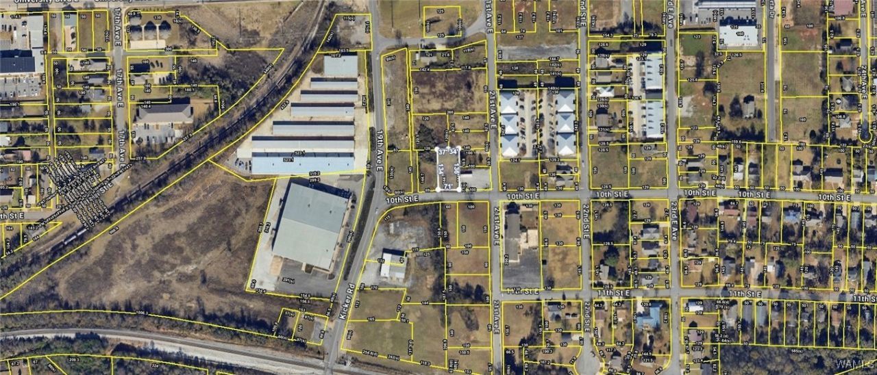 1912 10th Street E, Tuscaloosa, AL 35404 Main Photo