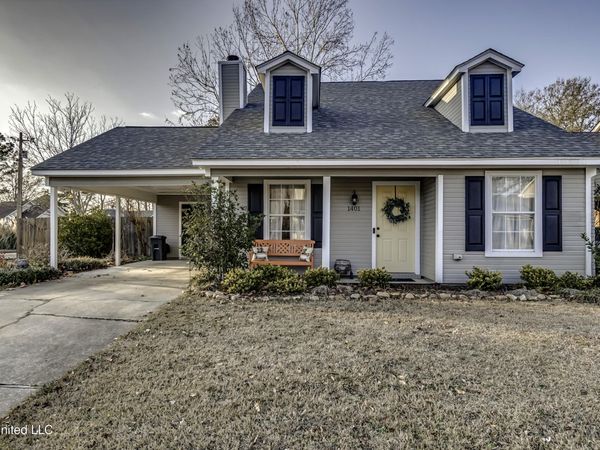 1401 Barnett Bend Circle, Brandon, MS 39047