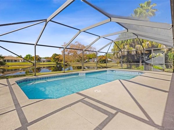 3074 NE Loquat Lane, Jensen Beach, FL 34957