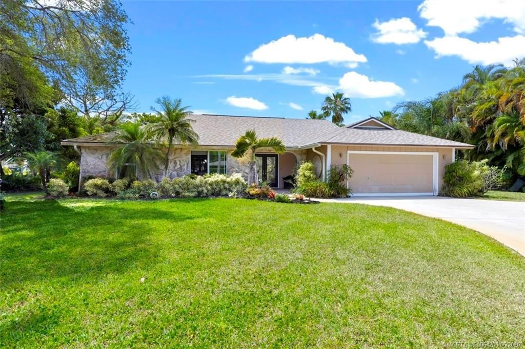 3074 NE Loquat Lane, Jensen Beach, FL 34957 Photo