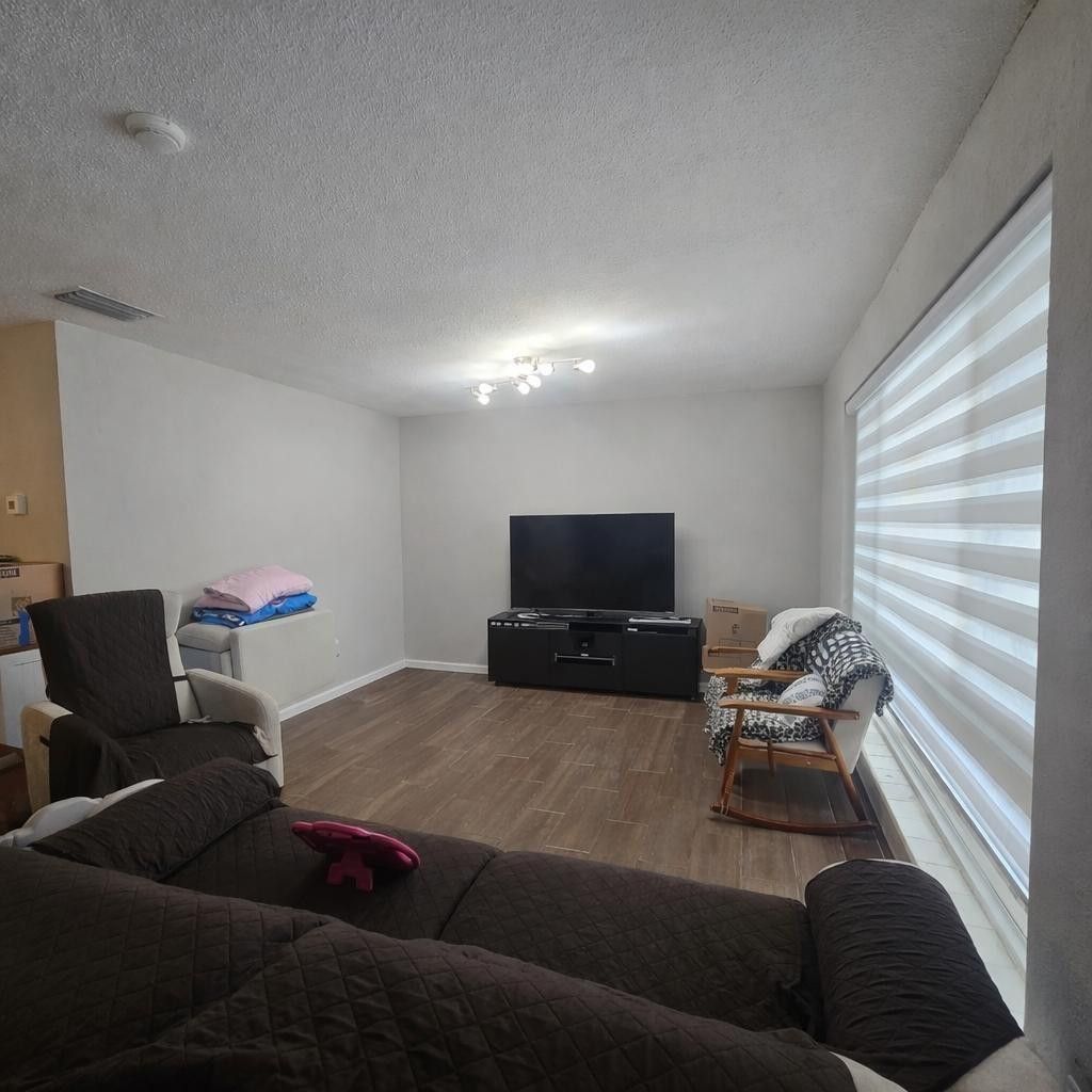 6828 NW 29th Ct, Sunrise, FL 33313 Photo